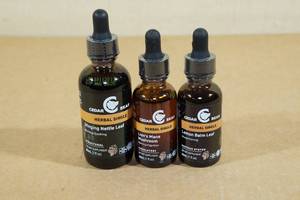 lot 164 image: Cedar Bear Supplements - Nettle Leaf, Lions Mane Mushroom, Lemon Balm Leaf