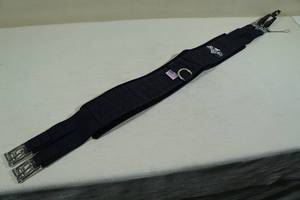 lot 170 image: Professionals Choice English Saddle Girth - 40