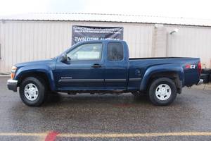 2004 Chevrolet Colorado LS - 4X4