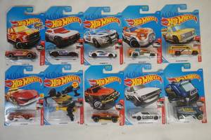 Hot Wheels Rescue cars