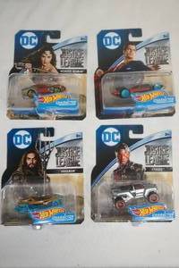 Hot Wheels DC Justice League cars
