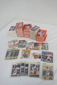 Mike Schmidt, Greg Sheffield baseball cards and assortment