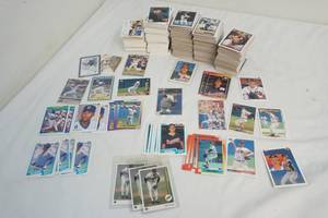 John Smoltz, Gary Sheffield baseball cards and assortment