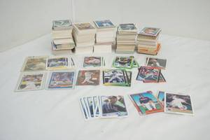 Bert Blyleven, Jose Canseco baseball cards and assortment