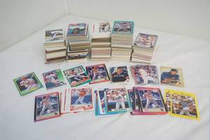 Tom Brunansky baseball cards and assortment