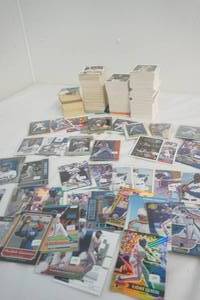 Shawn Green, Vladimir Guerrero baseball cards and assortment