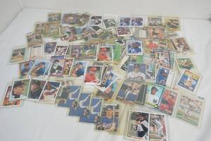 sleeved sport cards