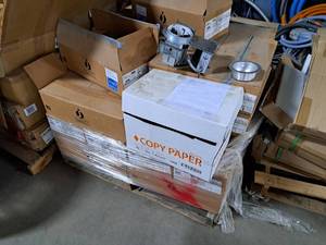 lot 62 image: Lot of (56) Juno Lighting Indy Lights with (40) Trim
