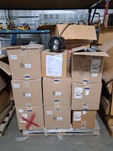lot 64 image: Lot of (1 Pallet) LED Lighting