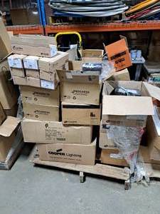 lot 84 image: Lot of (1 Pallet) Misc. LED Light Fixtures
