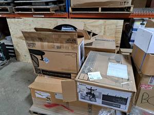 lot 86 image: Lot of (8) We-Ef Heavy LED Lights 2x2