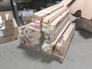 lot 94 image: Lot of (1 Pallet) Light Bulbs