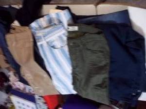 lot 12 image: Jeans, Pants, Slacks