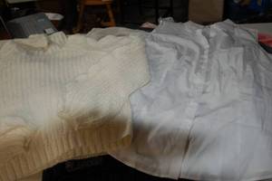lot 39 image: Sweaters