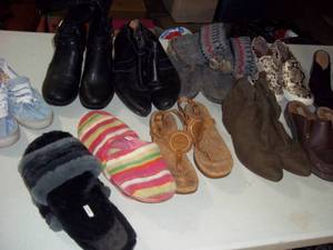 lot 53 image: Shoes