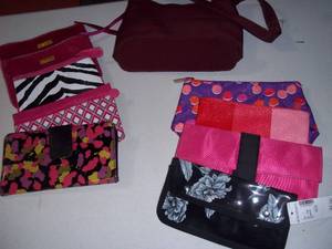 lot 64 image: Cases
