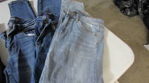 lot 80 image: Jeans, Pants, Slacks