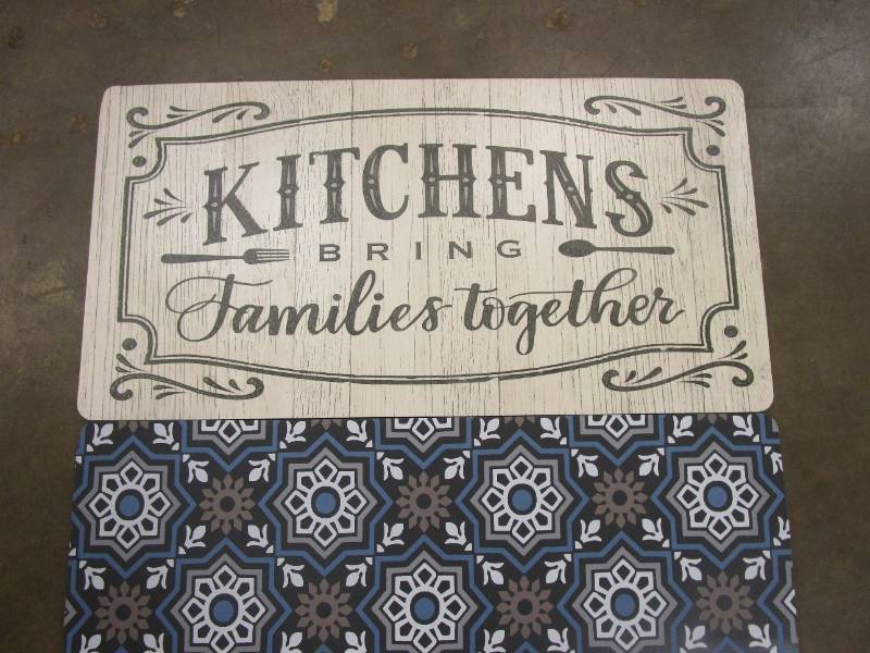 lot 739 image: 2 Pack - 20 in x 39 in Comfort Mats (KITCHEN & BLUE DESIGN)