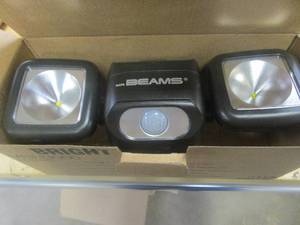 lot 358 image: Mr Beams NetBright Networked 140° Bronze Outdoor Wireless Motion Sensing Integrated LED Flood Light (NEW)