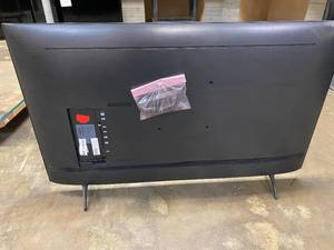 lot 1012 image: UN55TU7000F Samsung - 55 Class 7 Series LED 4K UHD Smart Tizen TV (LIGHT SCRATCHES)