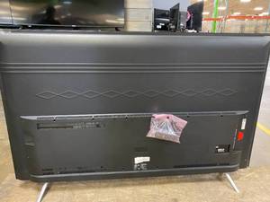 lot 1023 image: 65S405 TCL 65 CLASS 4-SERIES 4K UHD HDR ROKU SMART TV (LIGHT SCRATCH)