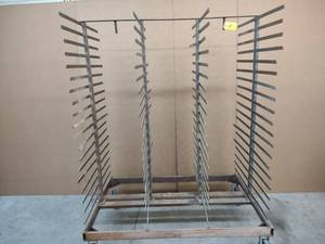 lot 11 image: Drying Rack, 62x39x80, 8 Wheels...