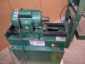 lot 3A image: Grizzly Model G4186 Horizontal Bori...