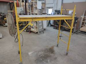 lot 27 image: Rolling Scaffold, 74x29x72...