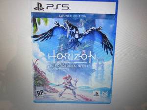 PS5 Horizon Forbidden West open bo...