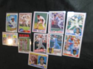 31. 1980 - 1986 Topps Tony Perez Ca...