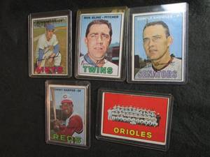 38. 5 1967 Topps Cards...