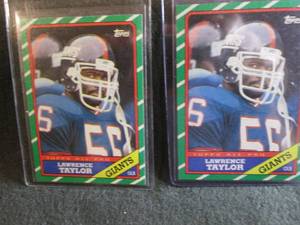 118. 2 1986 Topps Lawrence Taylor C...