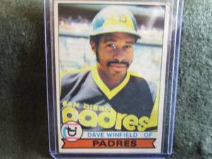 129. 1979 Topps Dave Winfield Card...