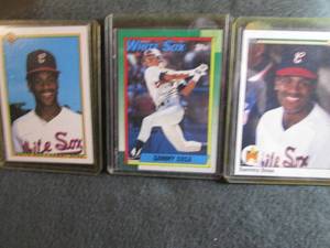189. 3 Sammy Sosa Rookie Cards...