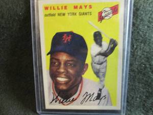 200. Topps Willie Mays Card...