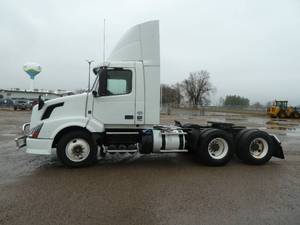2014 Volvo VLN64T300 #1607