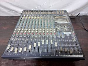 lot 11 image: Yamaha EMX 5016CF 500 Watt Mixer - Used Condition