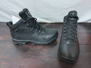 lot 16 image: Timberland Mt. Maddsen Size 11 Mens Boots - New