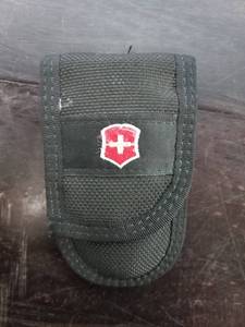 lot 54 image: Victorinox Swiss Army Knife W Case