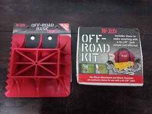 lot 72 image: Hi-Lift Off Road Gear