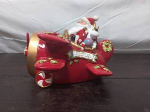 lot 88 image: Fitz and Floyd Santa Christmas Tea Pot