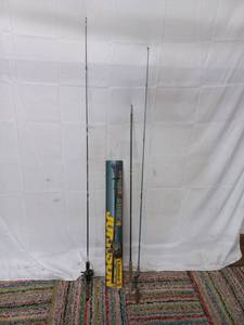 lot 110 image: Fishing Poles