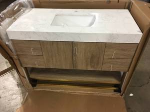 WINNOVA Oak Brown Vanity, Customer return Review all pictures
