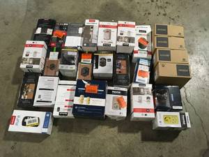 Mix Lot of Kwikset and other branded Lock Smiths, Customer returns - Review all pictures