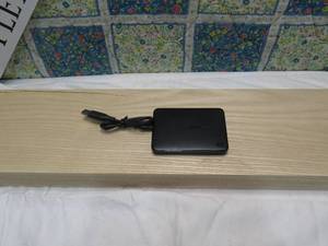 WD - Easystore 1TB External USB 3.0 Portable Hard Drive - Black
