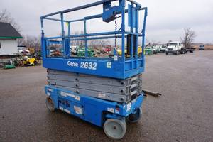 Genie GS - 2632 Electric Scissors Lift
