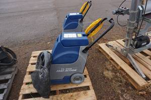 Lundmark Model 4000 Fast Action Floor Cleaning Machine