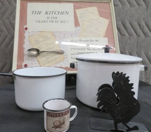 BLACK TRIMMED ENEMAL COOK WARE. PLUS