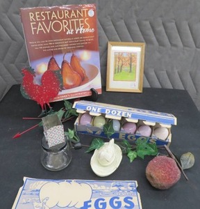 KITCHEN LOT CASTIRON CHICKEN TRINKET BOX PLUS