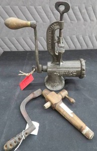 WHISKEY BARELL TAP ANTIQUE GRINDER  ANTIQUE HANDLE